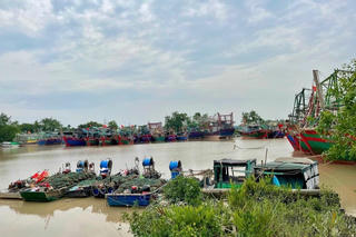 Các địa phương ven biển kích hoạt kịch bản ứng phó ngập úng trước bão số 1