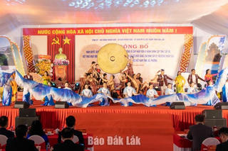 Rộn ràng ngày “sắp xếp lại giang sơn”