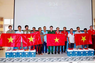 Phổ biến giáo dục pháp luật cho ngư dân nghèo khu vực biên giới biển ở Sóc Trăng