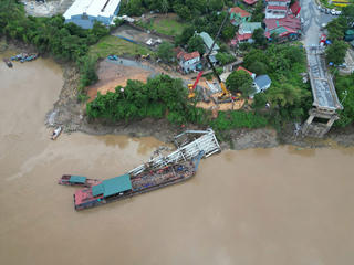 Lập tổ công tác triển khai Dự án đầu tư xây dựng cầu Phong Châu mới