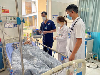 Bệnh viện Phổi tỉnh Phú Thọ chú trọng triển khai công tác Dược lâm sàng