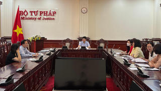 Tăng cường năng lực tiếp cận pháp luật của người dân