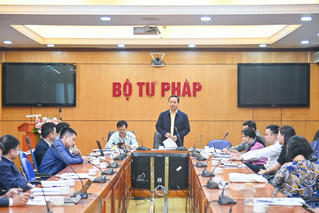 Xây dựng chính sách thúc đẩy hoạt động khoa học, công nghệ và đổi mới sáng tạo