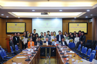 Trao giải cuộc thi “Tìm kiếm ý tưởng sáng tạo biểu trưng, khẩu hiệu và Mô phỏng ứng dụng điện tử Bộ pháp điển Việt Nam”