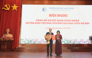 PGS.TS Tô Văn Hòa làm Quyền Hiệu trưởng Trường Đại học Luật Hà Nội