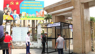 Huyện Thanh Oai trang bị buồng khử khuẩn để phòng, chống dịch Covid -19
