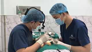 Bác sĩ Phùng Mạnh Cường chuyên nâng mũi sụn sườn