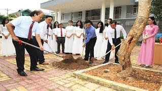 Lãnh đạo tỉnh Cao Bằng dự lễ khai giảng năm học mới 2020 - 2021