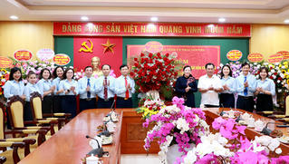 Lãnh đạo tỉnh Thái Nguyên chúc mừng Ban dân vận Tỉnh ủy nhân kỷ niệm ngày truyền thống