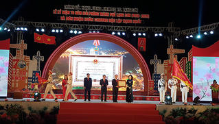 TP Lạng Sơn đón nhận huân chương Độc lập Hạng nhất