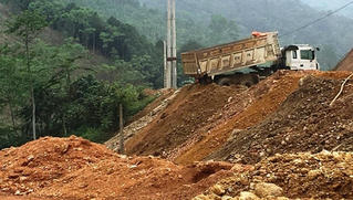 Tập trung xử lý đổ thải xây dựng trái phép tại Bắc Kạn