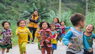 Chung tay bảo vệ trẻ em trước đại dịch COVID-19 là nhiệm vụ đặc biệt