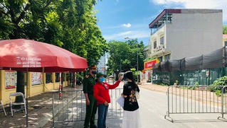 Đoàn thanh niên Công an Thủ đô tích cực tham gia "Tiếp sức mùa thi"