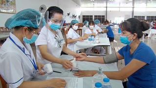 Thái Nguyên triển khai tiêm chủng vaccine phòng COVID-19 cho toàn dân
