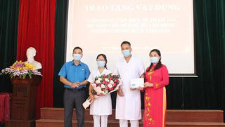 Những nghĩa cử cao đẹp của chiến sỹ áo trắng vùng biên