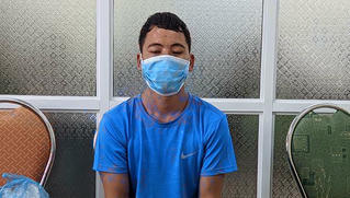 Bắt đối tượng truy nã vì lấy con đẻ gán nợ cờ bạc