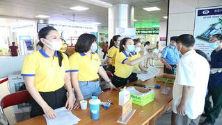 Bệnh viện Đa khoa tỉnh Phú Thọ thích ứng an toàn, linh hoạt trong tình hình dịch COVID-19