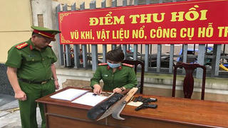 Công an Bắc Giang thu giữ hàng loạt vũ khí, công cụ hỗ trợ các loại 