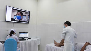 Bắc Giang đẩy mạnh khám, chữa bệnh từ xa phù hợp tình hình mới