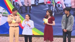 Thái Nguyên tăng cường công tác tuyên truyền an toàn giao thông mùa COVID-19