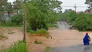 Phú Thọ, Sơn La chủ động ứng phó với dông lốc, lũ quét
