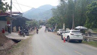  Sau va chạm với xe tải, một phụ nữ tử vong tại chỗ