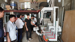 Nghiệm thu đề án Hỗ trợ kinh phí đầu tư máy móc thiết bị tiên tiến trong sản xuất cửa nhôm kính, cửa Inox