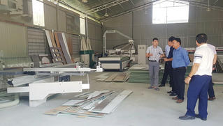 Nghiệm thu đề án 'Hỗ trợ kinh phí đầu tư máy móc thiết bị tiên tiến trong sản xuất mộc'