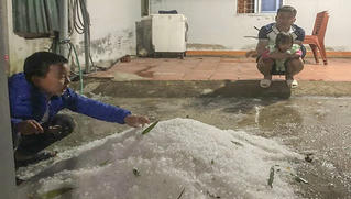 Điện Biên: Xảy ra một trận dông lốc mạnh kèm theo mưa đá lớn