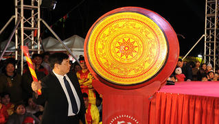 Khai mạc Lễ hội tranh đầu pháo 