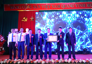 Xã Hồng Phương (Yên Lạc) đón nhận Quyết định công nhận xã NTM nâng cao