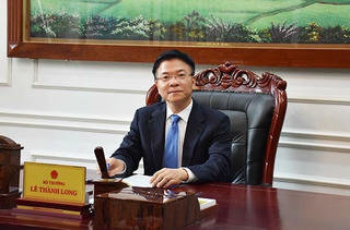 Bản tin trưa 20/11: Thư chúc mừng của Bộ trưởng Lê Thành Long nhân Ngày Nhà giáo Việt Nam 20/11