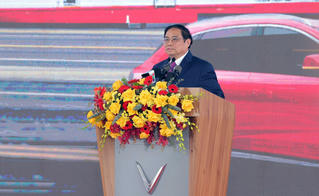 Bản tin tối 25/11: Vinfast xuất khẩu lô 999 xe Vinfast VF8 đầu tiên sang Hoa Kỳ
