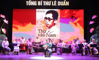Bản tin trưa 10/07: Chương trình nghệ thuật đặc biệt tưởng nhớ Tổng Bí thư Lê Duẩn