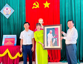 Bản tin trưa 12/11: Phó Thủ tướng Trần Hồng Hà dự Ngày hội Đại đoàn kết tại Hà Tĩnh