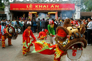 Khai Ấn Đền Trần