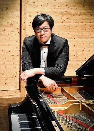 Điểm tin Showbiz 03/10: Nghệ sĩ piano Lưu Hồng Quang về nước làm concert "Hành trình hồi sinh"