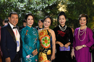 Điểm tin Showbiz 09/11: Dàn sao Việt đổ bộ Liên hoan phim quốc tế Hà Nội 