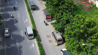 Hà Nội: Đại lộ nghìn tỷ Chu Văn An bị chiếm dụng làm bến bãi, điểm trung chuyển hàng hóa tự phát 