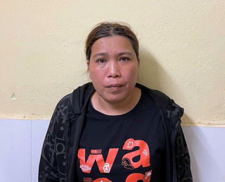 Quảng Nam: Tạm giữ người phụ nữ cướp 11 khâu vàng của cụ già neo đơn