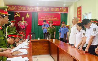 Tham ô tài sản, giám đốc Cảng vụ Hàng hải Quảng Nam cùng 3 thuộc cấp bị bắt