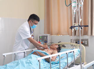 3 ngư dân nguy kịch sau ăn cá nóc