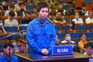 Nữ "đại ca" và đồng bọn lĩnh án