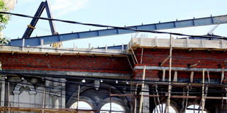 Quảng Trị: Cần cẩu gãy bất ngờ, một công nhân thiệt mạng