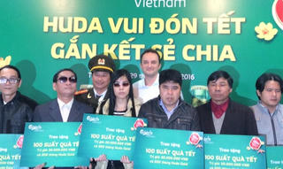 CarlsBerg Việt Nam trao quà tết tại TP.Huế