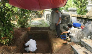 'Giải mã' bí ẩn về lăng mộ vua Quang Trung