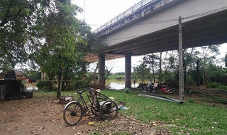 Huế: Phát hiện xác nam thanh niên trôi trên sông
