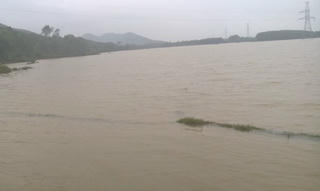 Huế: Đi bủa lưới, người đàn ông bị lũ nhấn chìm