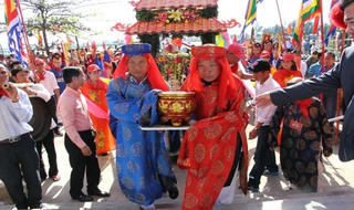 Độc đáo lễ hội cầu ngư của ngư dân vùng biển xứ Huế