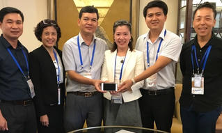 Trao trả tài sản thất lạc cho khách nước ngoài dự Hội nghị APEC